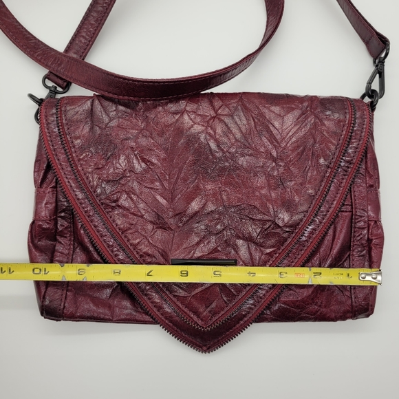 MATT & NAT | vegan/faux leather envelope style zipper detail purse - Picture 7 of 8